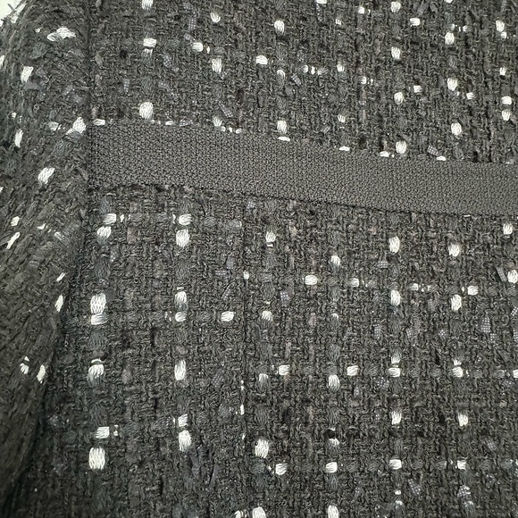 Karl Lagerfeld tweed zip-up blazer - black buttons. Chic  & classic - sz 12 - Picture 5 of 14